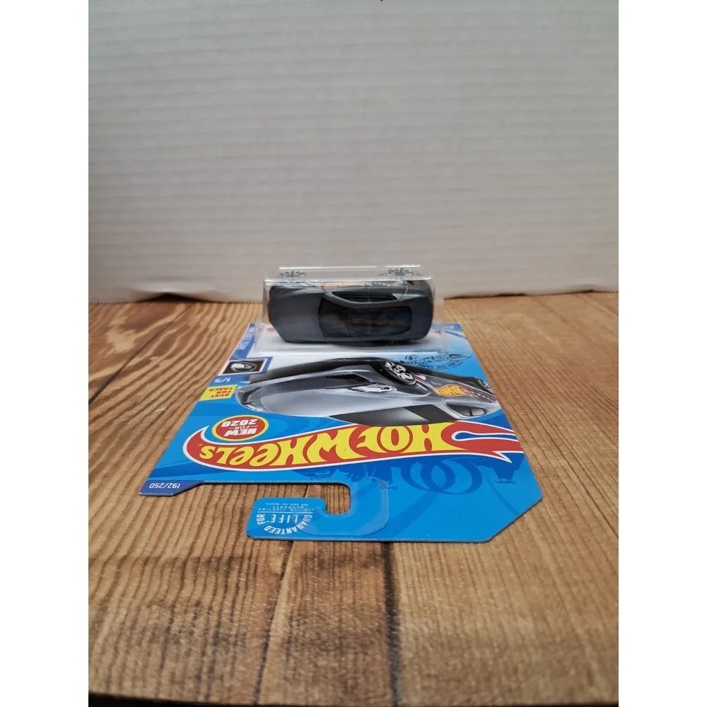 Hot Wheels 192/250 HW Race Team 1/5 Silver Grand Cross 2020 1/64 Diecast